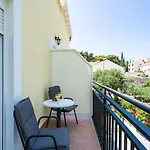 Appartement Bacan Serviced