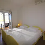 Bacan Serviced Appartement