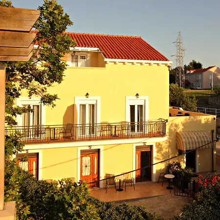 아파트 Bacan Serviced