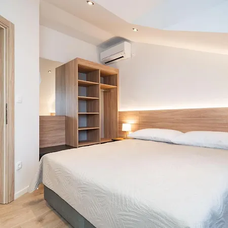 아파트 Bacan Serviced