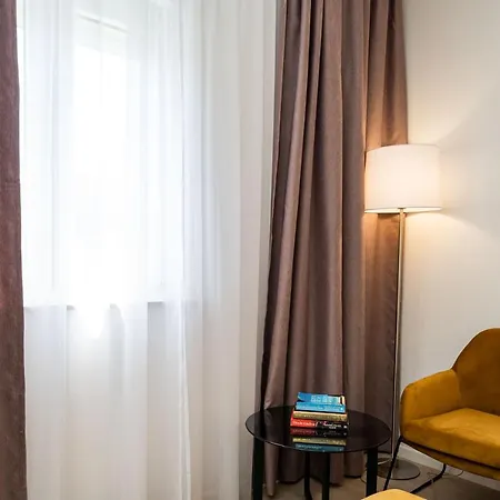 Bacan Serviced Apartmán