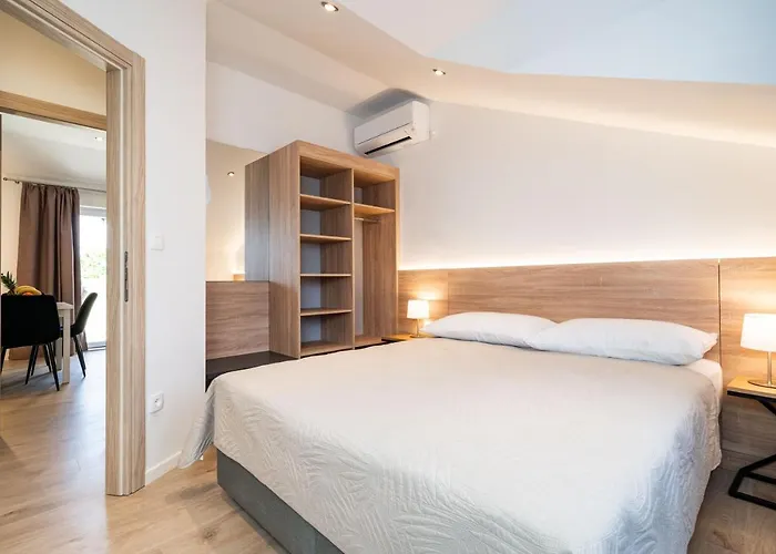 Apartment Bacan Serviced